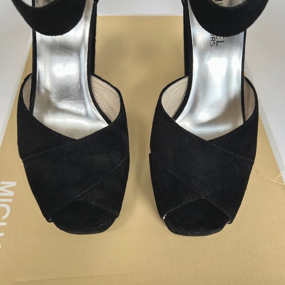 Michael Michael Kors Kincade Platform Black Suede Heel New  Michael Kors Kincade Platform Suede Heel Black Size 6 M